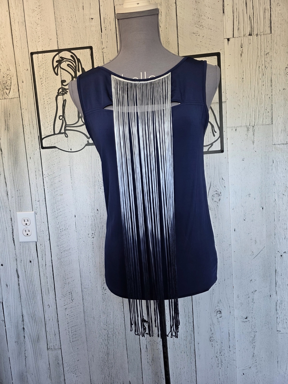 RW&CO Navy Blue Ombre Fringe Sleeveless Top Size Medium NWT